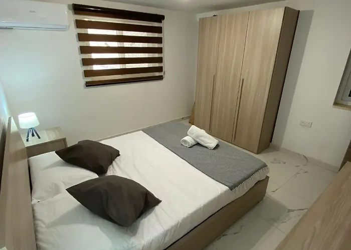 R2 Double Msida, In Share Flat