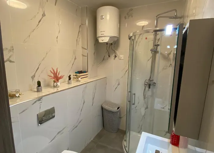 R2 Double Msida, In Share Flat Rum i privatbostad